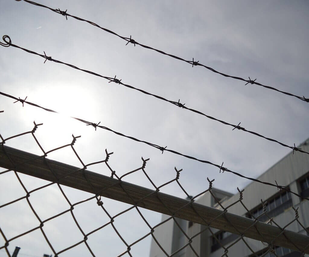 how much does barbed wire cost